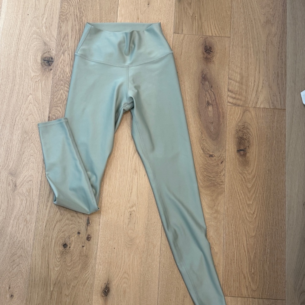 Alo Yoga Airlift High-Waist 7/8 Legging - Cosmic Light Green size small - Picture 7 of 9